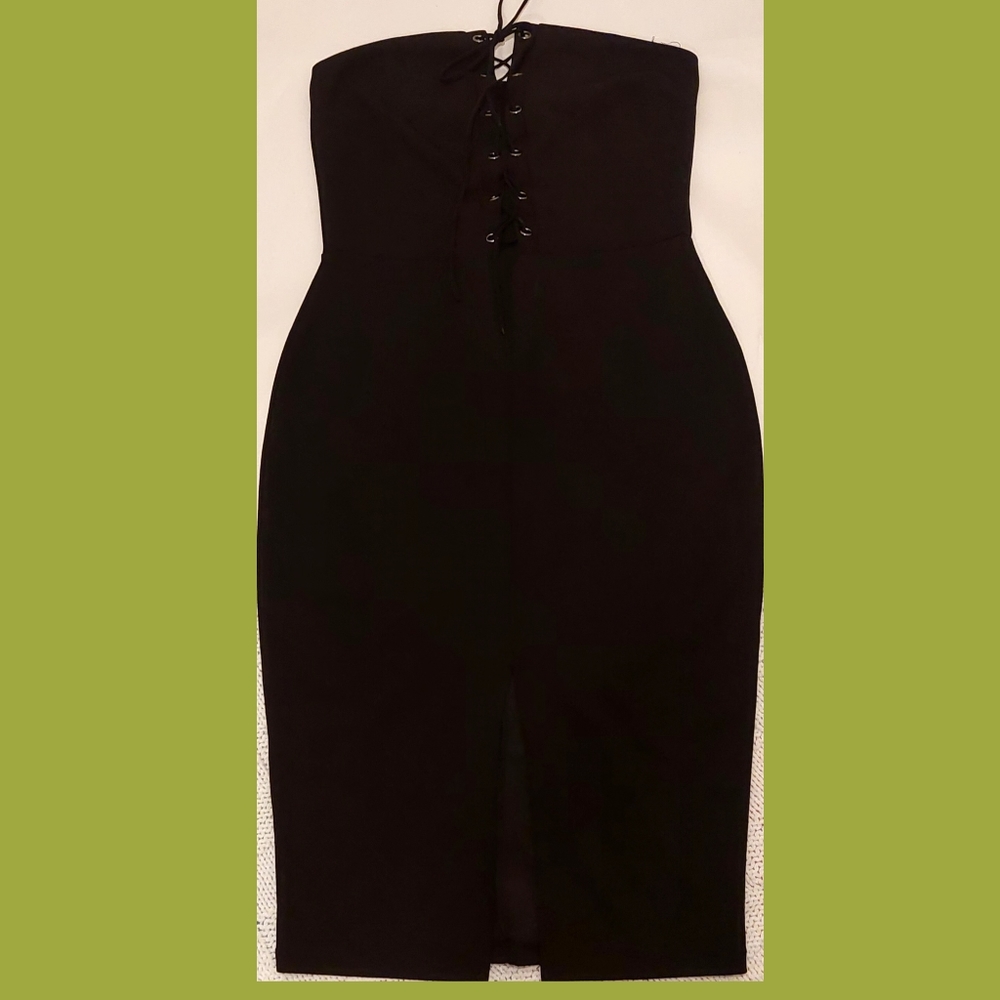 Symphony Strapless Black Lace-Up Dress